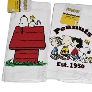2 Kitchen Towels Peanuts Snoopy Woodstock Friends Lot